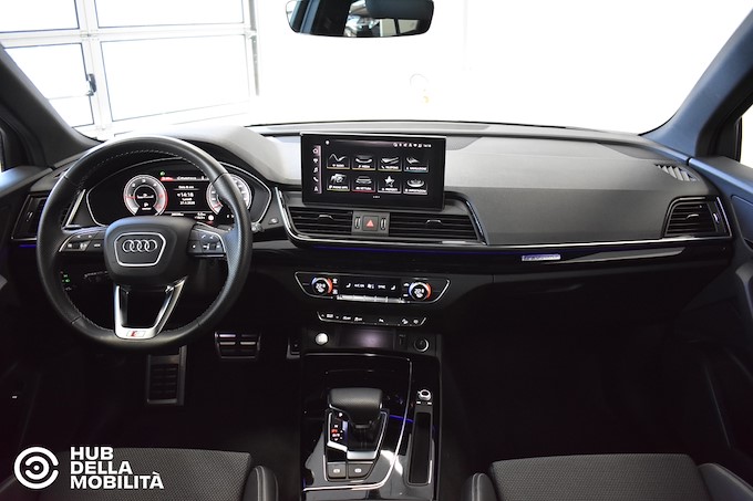 AUDI Q5 SPB 40 TDI quattro S tronic Identity Black
